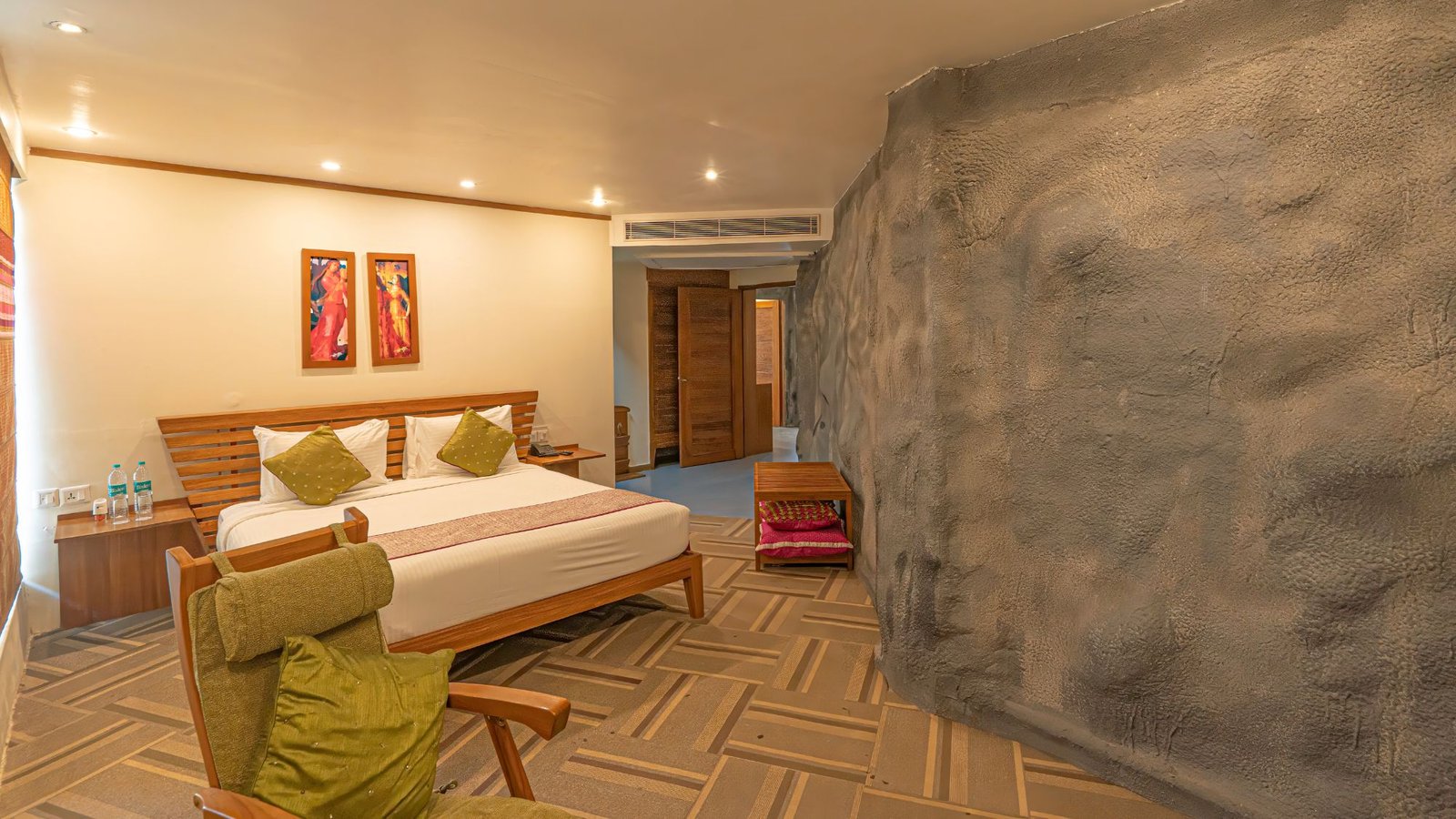 Family Shivalik Cave Room Bellmont (3)