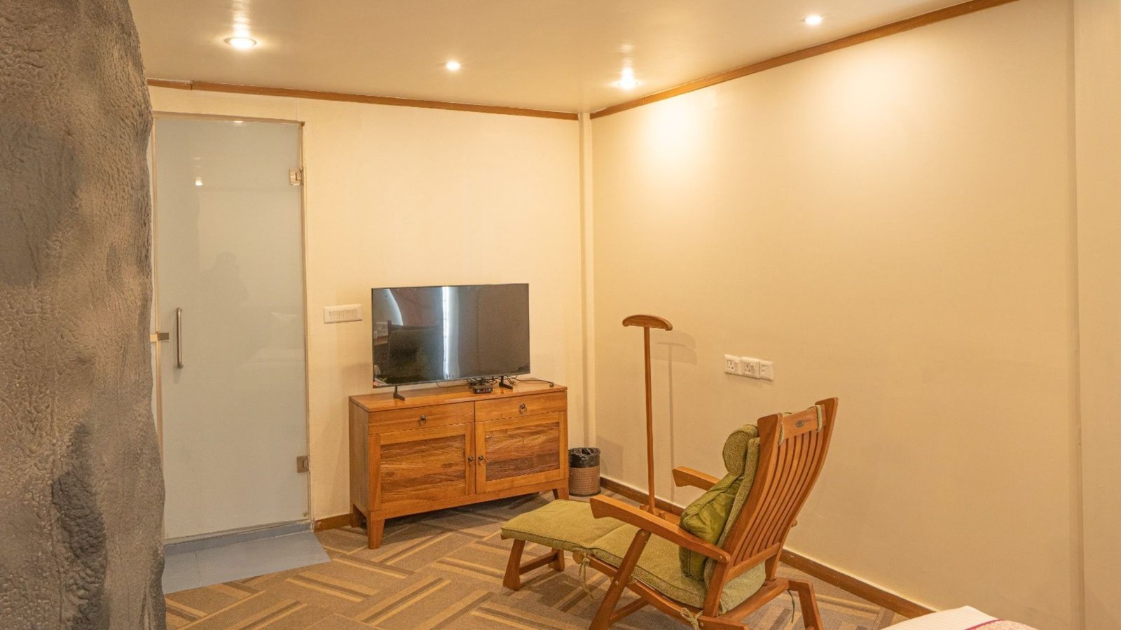 Family Shivalik Cave Room Bellmont (4)