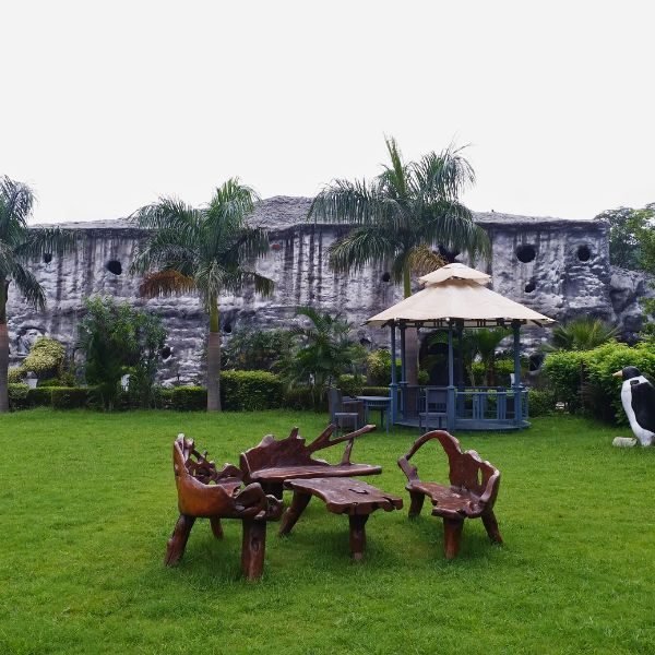 Best 5 star resort in jim corbett , luxury resort in jim corbett , Bellmont caves garden
